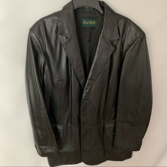 Danier Other - Danier Leather Blazer Jacket Business Casual Black Classic Style Sz 40-42